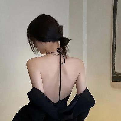 杜宾巡官：敌对姐妹